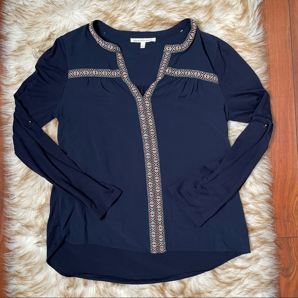 Daniel Rainn Split Neck Roll Tab Blouse - image 3